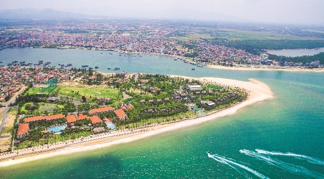 Nhà thơ Tố Hữu với Bảo Ninh