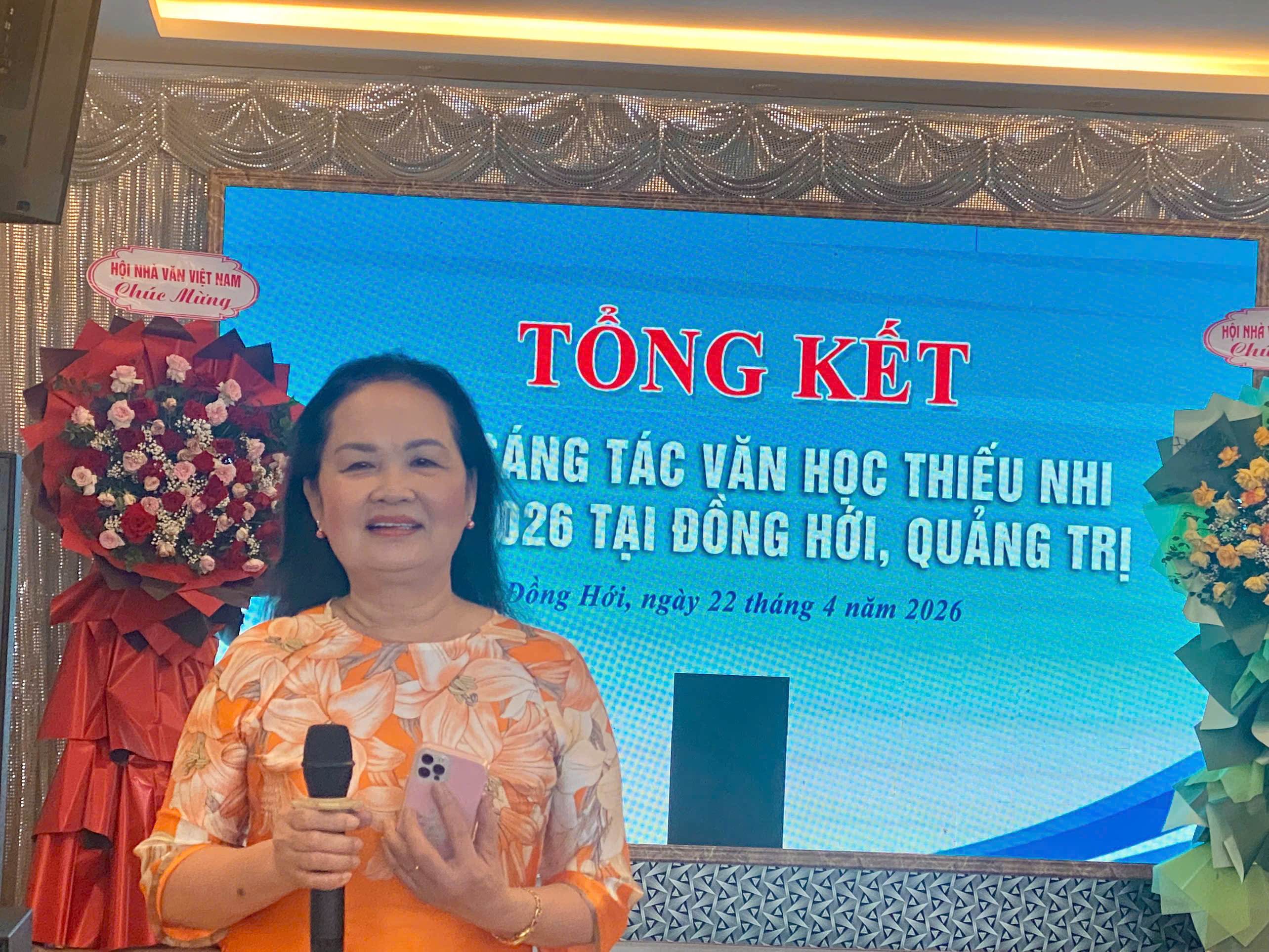 Ảnh: Nhà văn Bích Ngân
